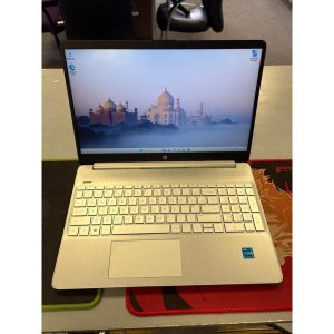 HP Laptop 15s-fq2 Core i3 1115G4 12gb Memory 256gb SSD 15.6In FHD Screen