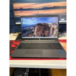 HP 250 G9 Core i5 12th 1235u 16gb Memory 512gb SSD 15.6In FHD Screen