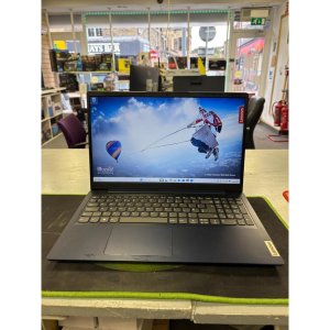 Lenovo IdeaPad 3 15ABA7 Ryzen 7 5825u 8gb Memoru 512gb SSD 15.6In FHD Screen