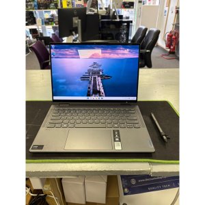 Lenovo yoga 7 2-in-1 14iml9 Ultra 5 125H 16gb Memory 500gb SSD 14.3In FHD+ Touchscreen