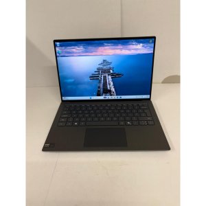 Dell Precision 5490 Core Ultra 9 64gb 1TB SSD RTX 3000 Ada 14.2In QHD+ Touchscreen