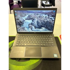 Dell Latitude 3301 Core i5 8265u 8gb Memory 120gb SSD 13.3In FHD Screen