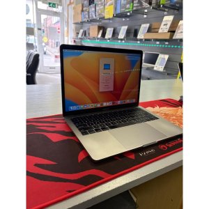 MacBook Pro 13 A1708 Core i7 2.5Ghz 2017 16gb Memory 500GB SSD 13.3In Grey