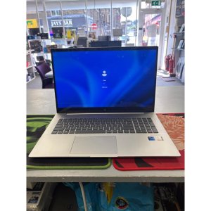 HP Envy i7 CW0 Core i7 13700H 16gb Memory 512gb SSD 17.3IIn FHD Touchscreen
