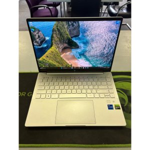 HP Pavilion Plus 14-eh1 Core i7 1355u 16gb Memory 512gb SSD 4gb Geforce RTX 2050 14.2In FHD+ Screen