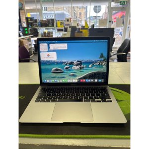 Apple MacBook Air A2337 M1 2020 8gb Memory 512gb SSD 13.3In Retiina Screen