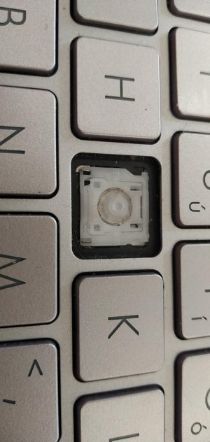 ASUS ZENBOOK UM425I LILAC MIST UK KEYBOARD FOR PARTS HQ21012566007 (N1)