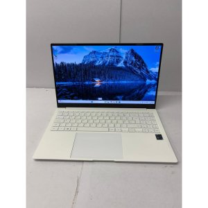 Samsung Galaxy Book Pro NP950XDB Core i5 11th Gen 8gb 250gb SSD 15.6In FHD CIYL-6149