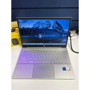 HP Laptop 14 dv1 Core i5 11th 1155G7 8gb Memory 250gb SSD 14.2In FHD Screen