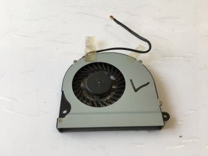 Clevo P640HK1 Cooling Fan 6-31-N1502-301 (O29)