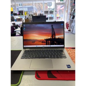 Dell Latitude 5430 Laptop Core 12th i5-1245U 16GB Memory 256GB NVMe 14.2In FHD Screen