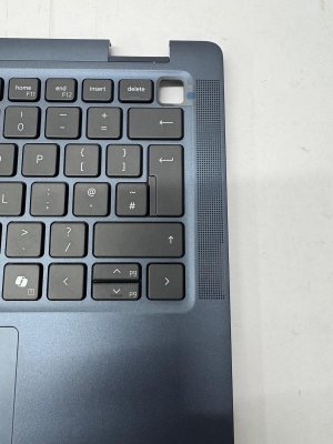 Dell Latitude 7450 Uk keyboard & Palmrest + touchpad + wireless antenna (PS4)