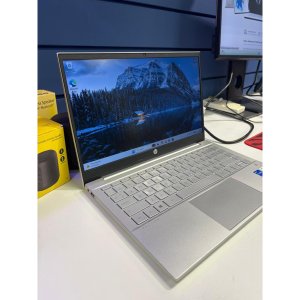 HP Laptop 14 dv1 Core i5 11th 1155G7 8gb Memory 500gb SSD 14.2In FHD Screen