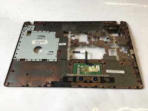 Genuine Lenovo Ideapad G575 Palmrest With Touchpad (Z2)