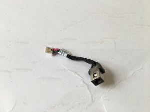 GENUINE Lenovo IdeaPad S340-15API DC jack DC301014G00 (O18)