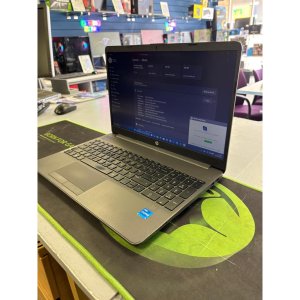HP 250 G9 Core i5 12th 1235u 16gb Memory 512gb SSD 15.6In FHD Screen