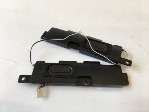 HP Chromebook 11-V SERIES 11-V051SA L & R Speakers 023.4009M.0001 900817-001 O51
