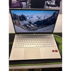 HP Pavilion 15-eh1 AMD Ryzen 3 53000u 8gb Memory 256gb SSD 15.6In FHD Screen