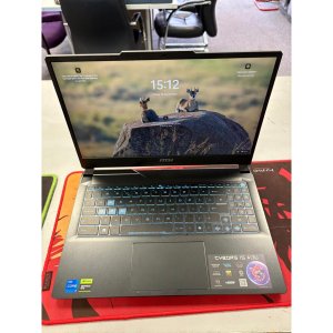 MSI Cyborg 15 A13U Core i5 13420H 16gb Memory 512gb SSD 4gb RTX 2050 15.6In FHD Screen