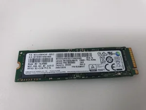 Samsung PM951 256GB NVMe SSD MZ-VLV256D MZVLV256HCHP 07G14 007G14