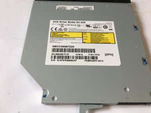 TOSHIBA SATELLITE L50-C-1FU DVD WRITER SLIM SATA MODEL SU-208 A000302300 (O81)